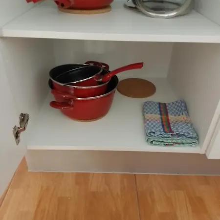 Impeccable 1-bed In 아파트 마스팔로마스